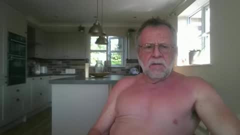 martinrgbxxxx online show from 05-23-26, 08:40