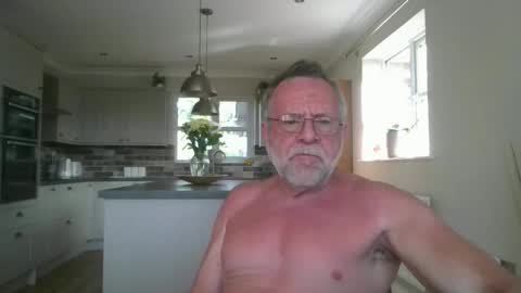 martinrgbxxxx online show from 05-30-26, 08:00