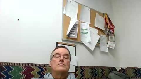 Snapshot of marty1688 chatting on 05-03-26, 12:33 marty1688 online show from 05-03-26, 12:33