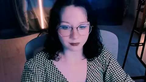 Nancy online show from 07-06-26, 05:37