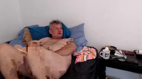 Moose online show from 02-01-25, 07:36