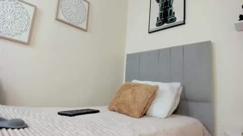 mary_cute9 online show from 01-08-26, 11:45