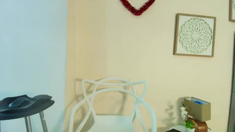 mary_cute9 online show from 04-08-26, 12:16