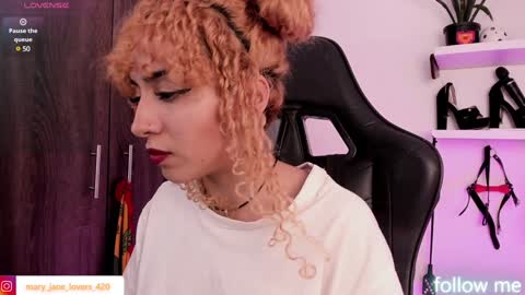 Mary Jane  online show from 01-15-25, 05:47