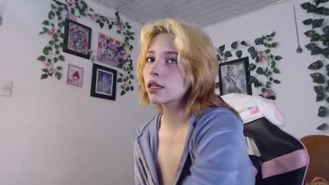                      100   online show from 01-17-25, 01:47