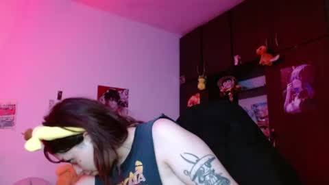 Snapshot of mary_janness chatting on 06-13-26, 05:16 100 online show from 06-13-26, 05:16