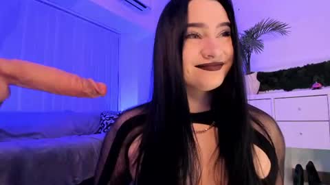 Mary online show from 07-28-26, 07:04