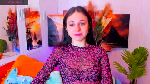 Snapshot of mary_marlow chatting on 10-25-25, 10:26 Mary online show from 10-25-25, 10:26