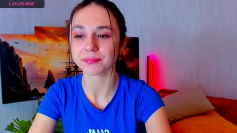 Snapshot of mary_marlow chatting on 11-25-25, 10:54 Mary online show from 11-25-25, 10:54