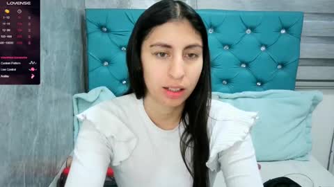  Mary Moon  online show from 12-18-24, 11:02