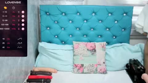  Mary Moon  online show from 01-09-25, 02:07