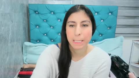  Mary Moon  online show from 02-11-25, 11:10