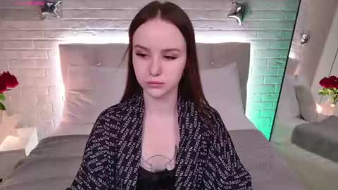 Snapshot of mary_sparkle_ chatting on 06-23-26, 02:53 yours fetish mary online show from 06-23-26, 02:53