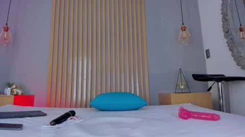 Snapshot of mary_suarez chatting on 02-14-25, 09:56 Maria online show from 02-14-25, 09:56