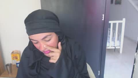 Snapshot of maryam_arabicmilk chatting on 12-21-24, 07:49 maryam_arabicmilk online show from 12-21-24, 07:49