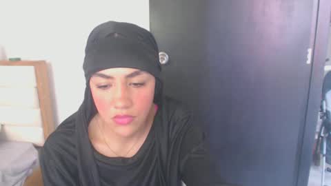 Snapshot of maryam_arabicmilk chatting on 12-23-24, 03:23 maryam_arabicmilk online show from 12-23-24, 03:23