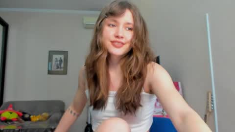 Snapshot of maryanncherry chatting on 05-08-26, 01:05 Maryann online show from 05-08-26, 01:05