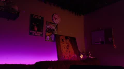     online show from 03-01-26, 07:10