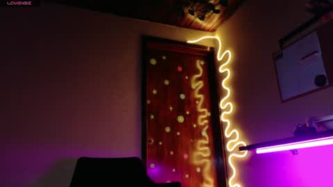 Snapshot of maryberry__ chatting on 07-24-26, 06:33 online show from 07-24-26, 06:33