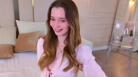 Snapshot of marybeth_snow chatting on 06-08-26, 01:28 Marybeth online show from 06-08-26, 01:28