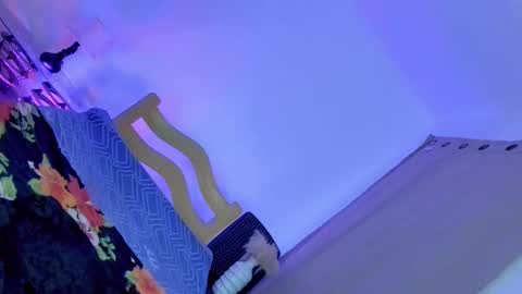 maryhugecock69 online show from 04-21-26, 06:34