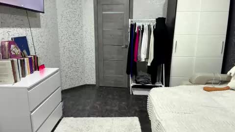 Lola online show from 03-01-26, 03:03