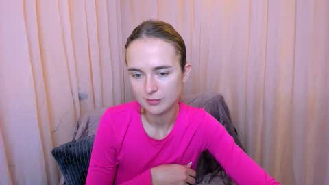 Mari online show from 11-21-25, 07:29