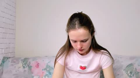 Mari online show from 02-05-26, 07:46