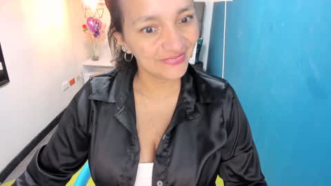 Marylin online show from 12-23-24, 07:52