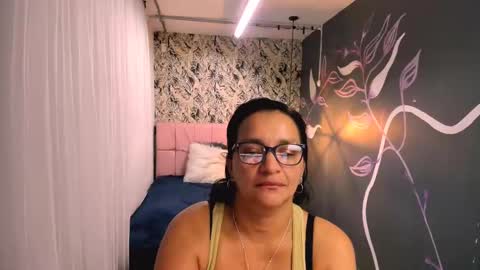 Marylin online show from 03-11-25, 09:59