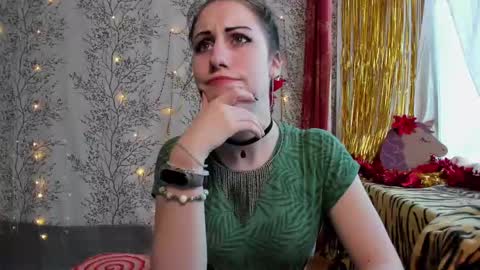 Snapshot of marylou_ chatting on 12-25-24, 07:46 Mary Lou online show from 12-25-24, 07:46