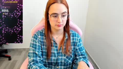 Dulce Maria online show from 01-05-25, 09:14