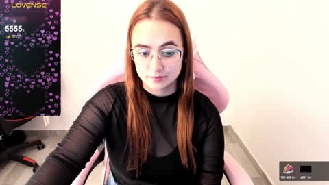 Dulce Maria online show from 01-29-25, 12:22