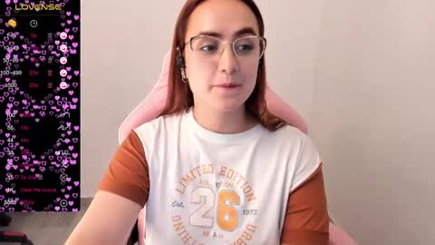 Dulce Maria online show from 02-11-25, 02:46