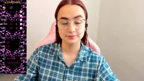 Dulce Maria online show from 02-11-25, 08:10