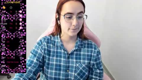 Dulce Maria online show from 02-11-25, 11:12