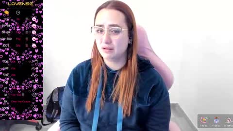 Dulce Maria online show from 02-25-25, 02:58