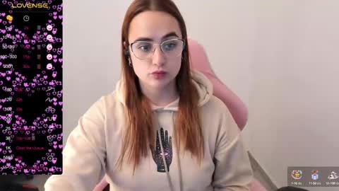 Dulce Maria online show from 03-04-25, 03:44