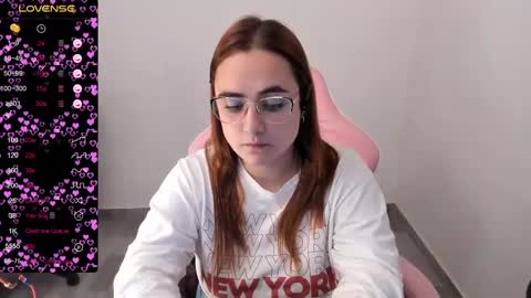 Dulce Maria online show from 03-07-25, 05:08