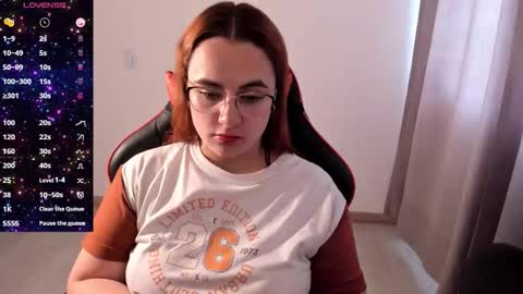 Dulce Maria online show from 10-16-25, 09:16