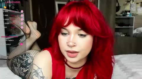 Snapshot of marynixoxo chatting on 05-06-26, 02:55 Mary x online show from 05-06-26, 02:55