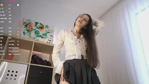 Hi Im Olivia Im new here3 online show from 04-11-26, 03:11