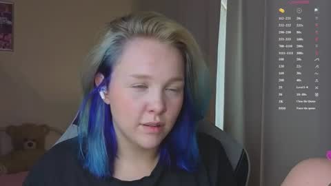 Mary online show from 07-30-26, 01:10
