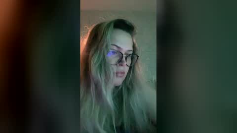 Snapshot of maryymartin chatting on 07-26-26, 09:32 Mary online show from 07-26-26, 09:32