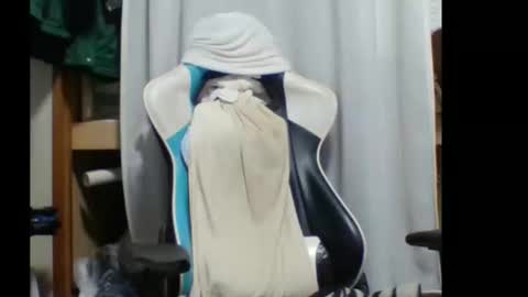 Snapshot of masayann chatting on 02-11-26, 07:13 masayann online show from 02-11-26, 07:13