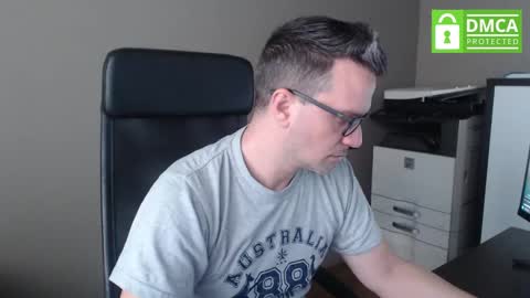 Snapshot of maschiodavide89 chatting on 02-04-25, 08:13 David online show from 02-04-25, 08:13