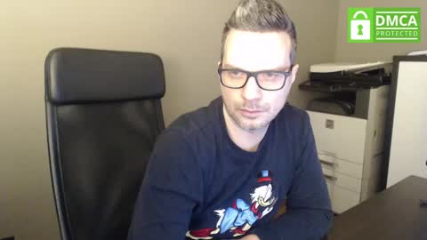 Snapshot of maschiodavide89 chatting on 02-17-25, 07:04 David online show from 02-17-25, 07:04