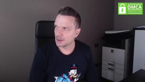 Snapshot of maschiodavide89 chatting on 02-24-25, 07:11 David online show from 02-24-25, 07:11