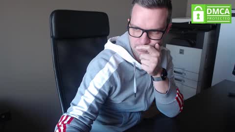 Snapshot of maschiodavide89 chatting on 03-04-25, 10:57 David online show from 03-04-25, 10:57