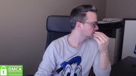 Snapshot of maschiodavide89 chatting on 02-11-26, 07:46 David online show from 02-11-26, 07:46